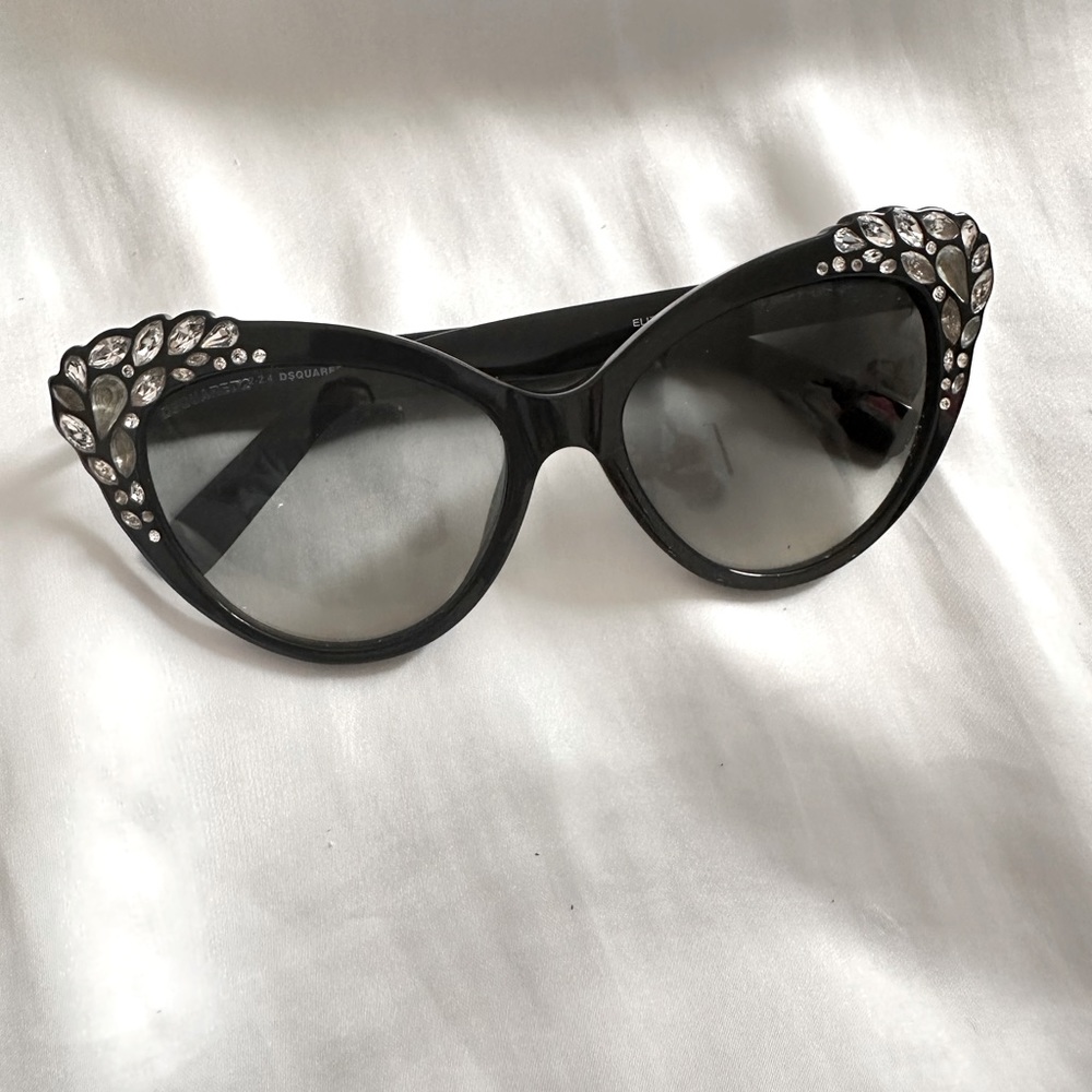 Dsquared sunglasses, cat eye embellished black